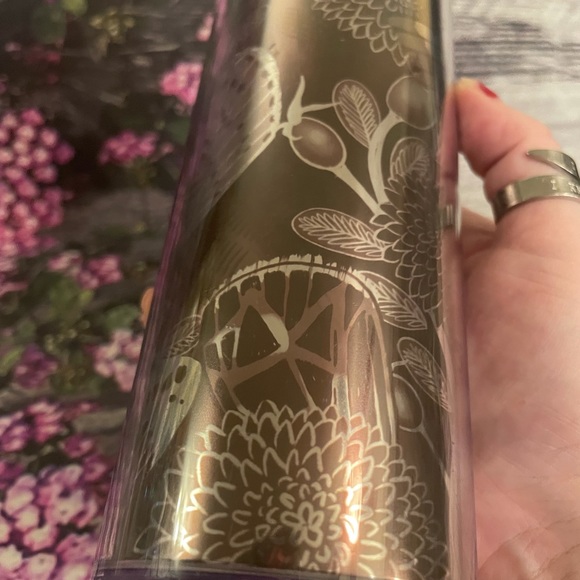 2019 STARBUCKS 16 Oz. Plastic Tumbler FLORAL BUTTERFLY Limited Edition - Picture 5 of 13